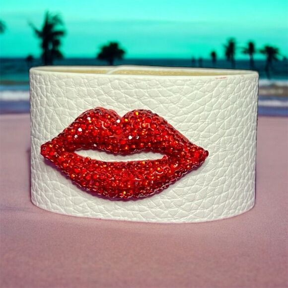 Rhinestone Kiss Red Lip White Cuff Bracelet Adjustable Snap - Picture 7 of 14